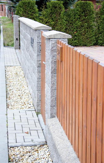 Jednostranně štípané zdivo pro betonové ploty HX 2/19 B