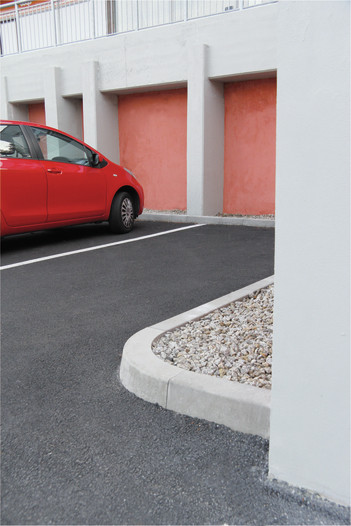 Silniční obrubník obloukový vnější R1