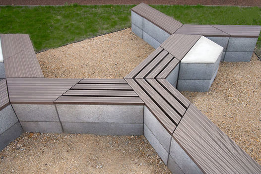 Multifunkční prvek PLAYSTONE