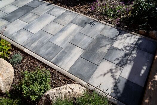 Betonová dlažba Fontána